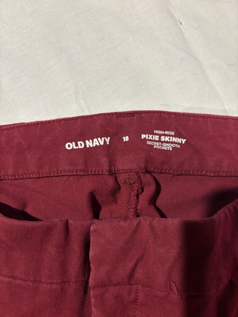 Old Navy Pixie Skinny High-Rise Pants - Burgundy